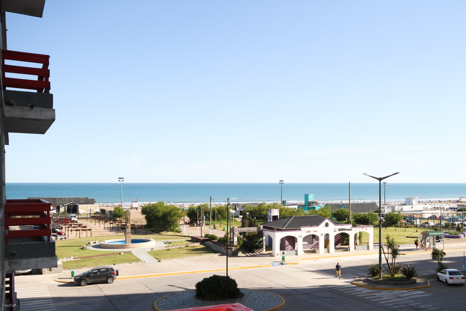Impecable Departamento Vista al Mar, con Balcón. Edificio Tres Arroyos