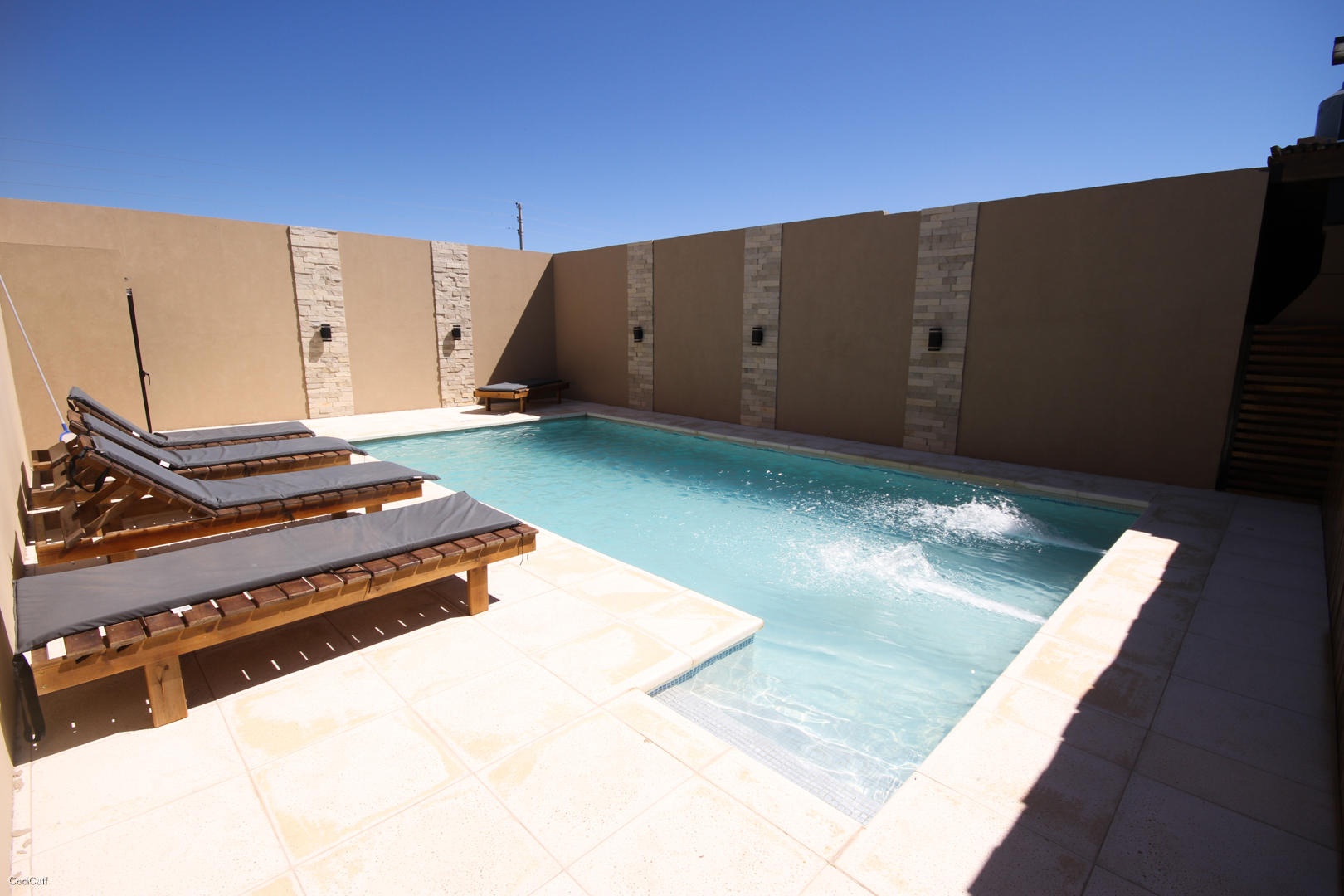 Modernos y Confortables Apart . A metros del Parque Lillo